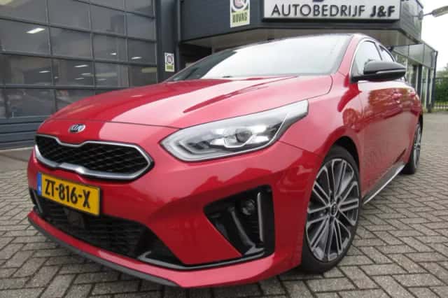 Kia ProCeed (2019) thumbnail 1