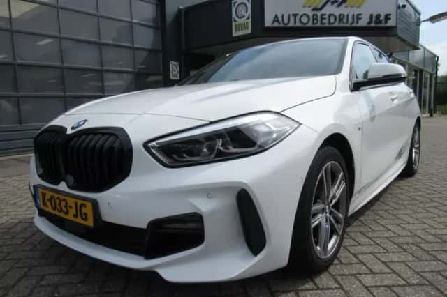 BMW 1-Serie (2021) thumbnail 4