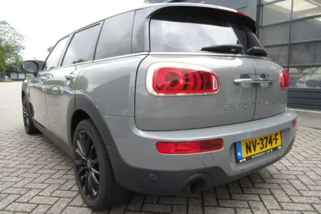 MINI Clubman (2017) thumbnail 4