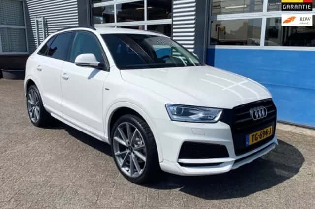 Audi Q3 (2018) thumbnail 1