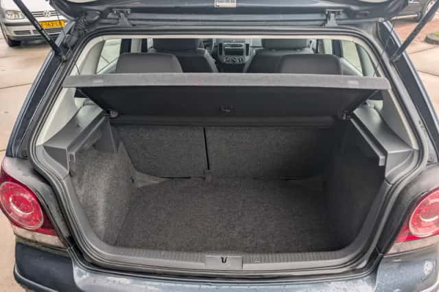 Volkswagen Polo (2006) thumbnail 6