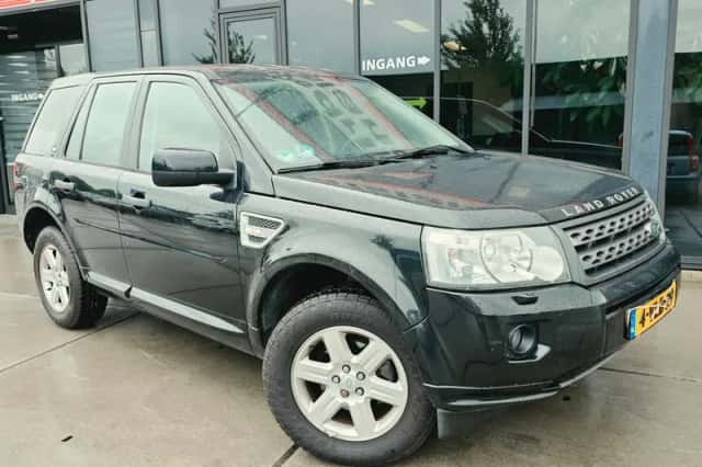 Land Rover Freelander (2011) thumbnail 4
