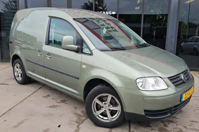 Volkswagen Caddy (2008) thumbnail 2
