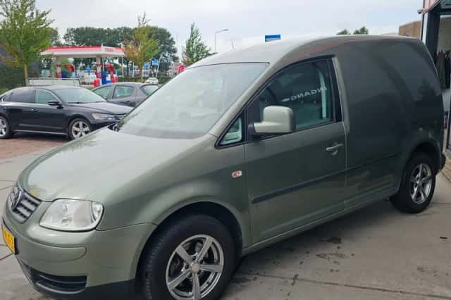 Volkswagen Caddy (2008) thumbnail 6