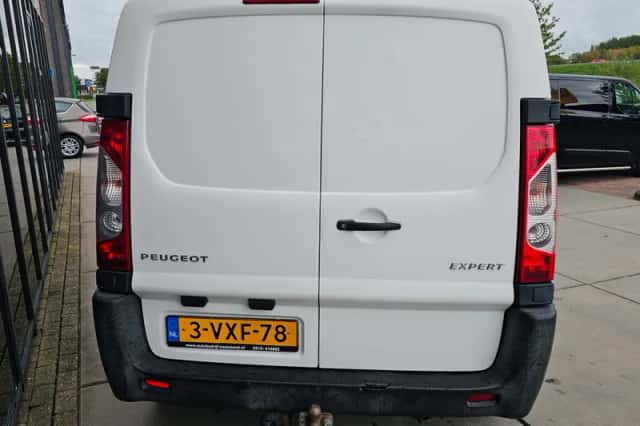 Peugeot Expert (2012) thumbnail 4