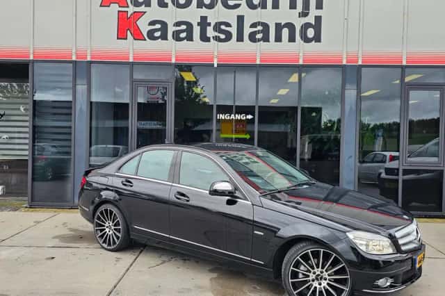 Mercedes-Benz C-Klasse (2008) thumbnail 2