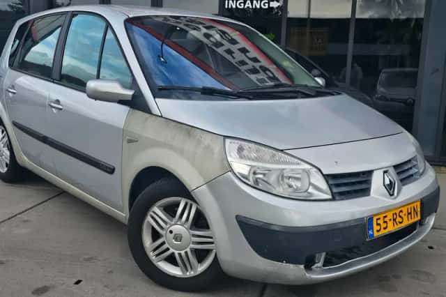 Renault Grand Scénic (2005) thumbnail 3