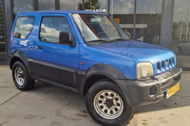 Suzuki Jimny (1999) thumbnail 2