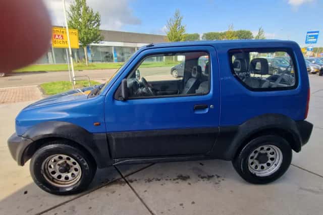Suzuki Jimny (1999) thumbnail 6