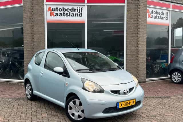 Toyota Aygo (2006) thumbnail 1