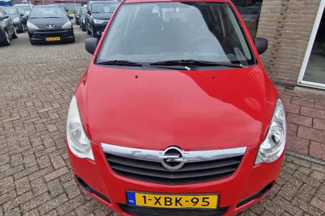 Opel Agila (2008) thumbnail 5