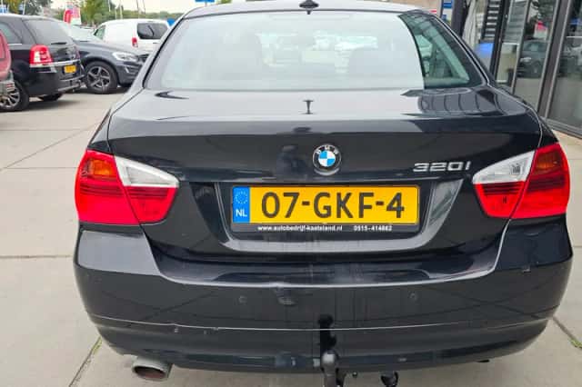 BMW 3-Serie (2008) thumbnail 6