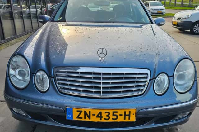 Mercedes-Benz E-Klasse (2003) thumbnail 3