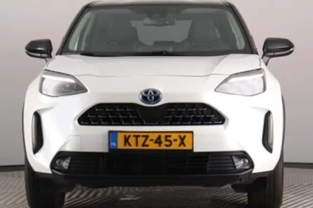 Toyota Yaris Cross (2022) thumbnail 4