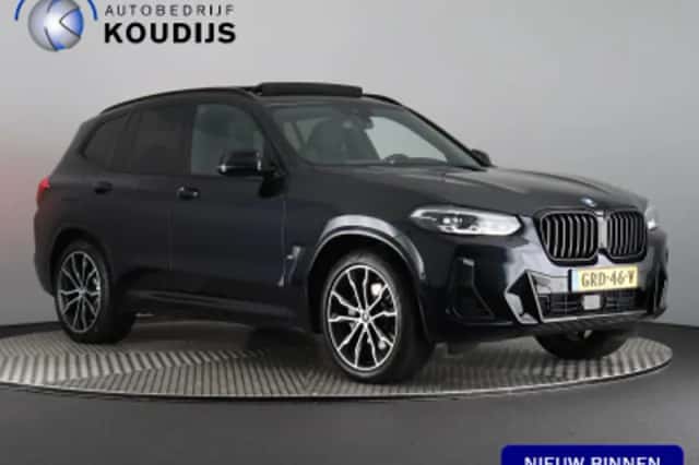 BMW X3 (2022) thumbnail 1