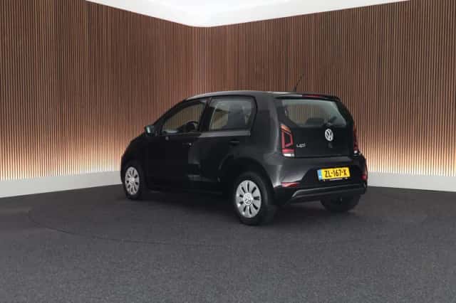 Volkswagen Up! (2019) thumbnail 6