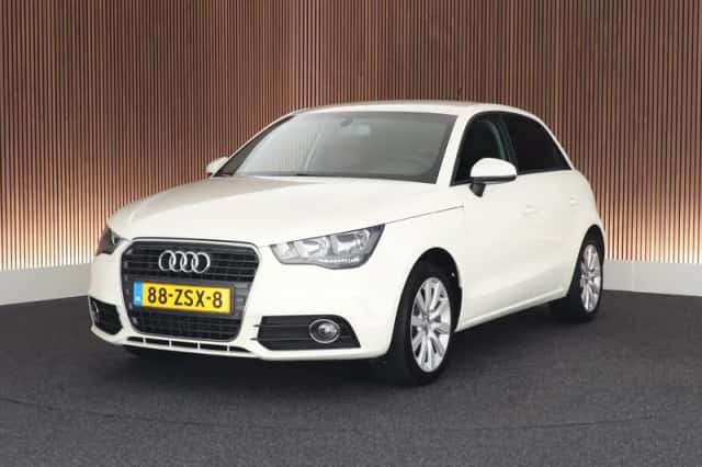 Audi A1 (2013) thumbnail 1