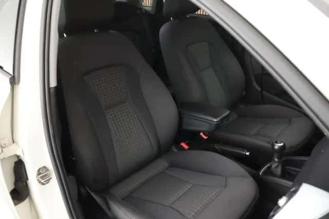 Audi A1 (2013) thumbnail 2
