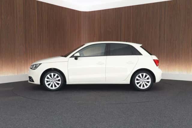 Audi A1 (2013) thumbnail 5