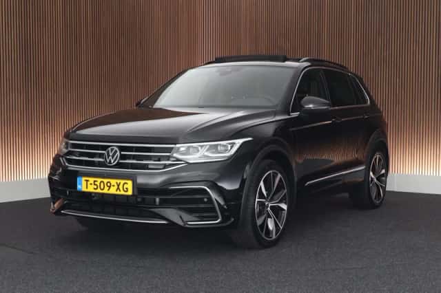 Volkswagen Tiguan (2023) thumbnail 1