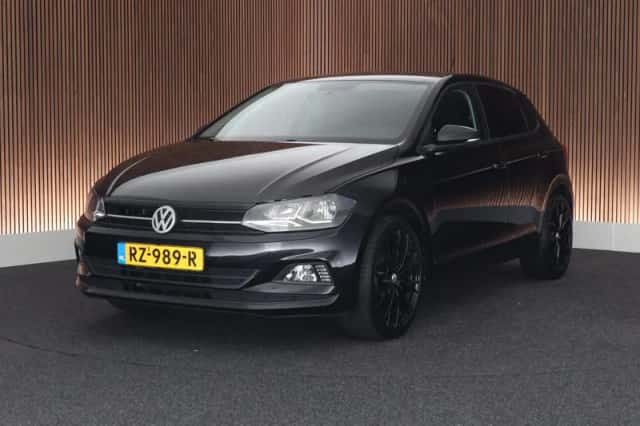 Volkswagen Polo (2018) thumbnail 1