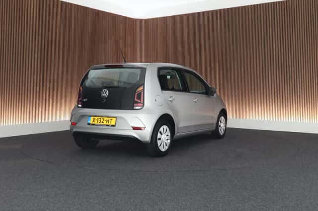 Volkswagen Up! (2023) thumbnail 6