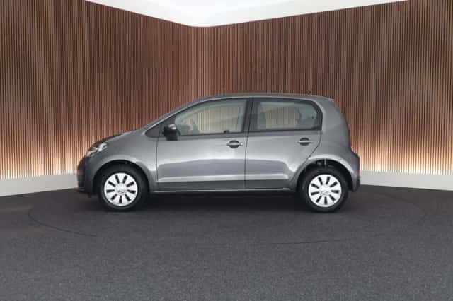 Volkswagen Up! (2023) thumbnail 4