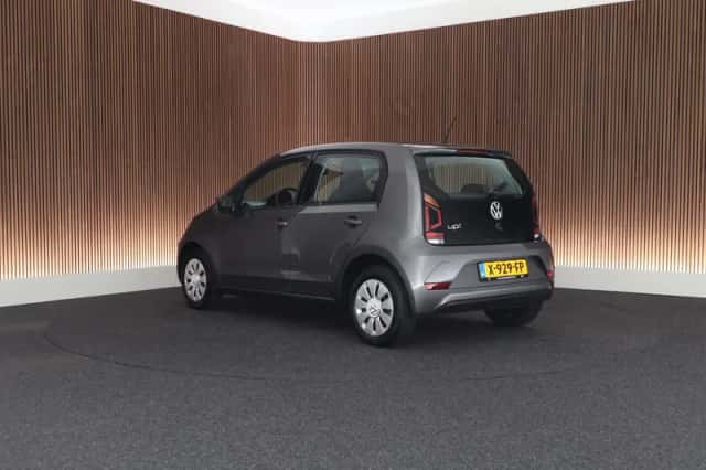 Volkswagen Up! (2023) thumbnail 5