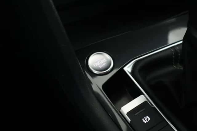 Volkswagen Tiguan (2023) thumbnail 5