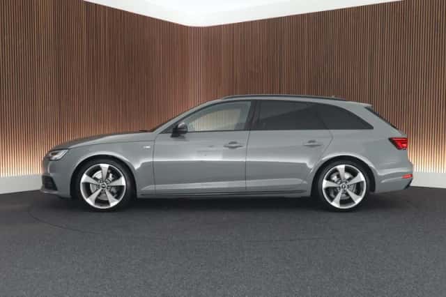 Audi A4 (2018) thumbnail 4