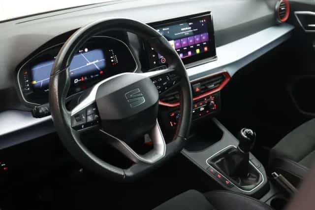 SEAT Ibiza (2021) thumbnail 3