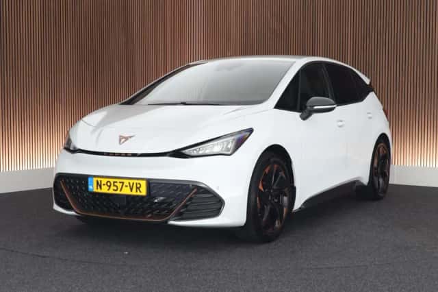 CUPRA Born (2021) thumbnail 1
