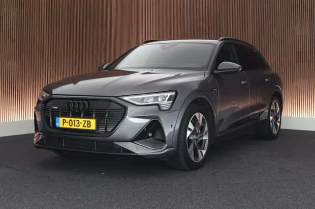 Audi e-tron (2022) thumbnail 1
