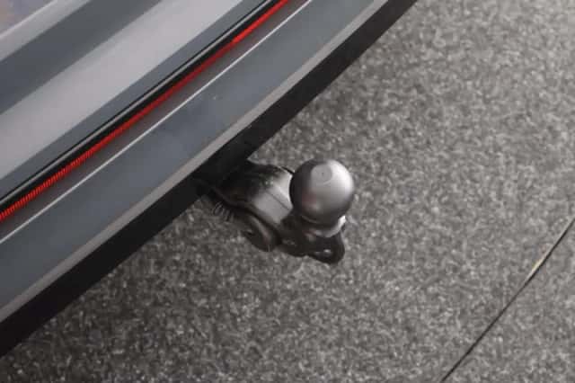 Volkswagen Tiguan (2021) thumbnail 4
