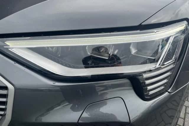Audi e-tron (2022) thumbnail 4