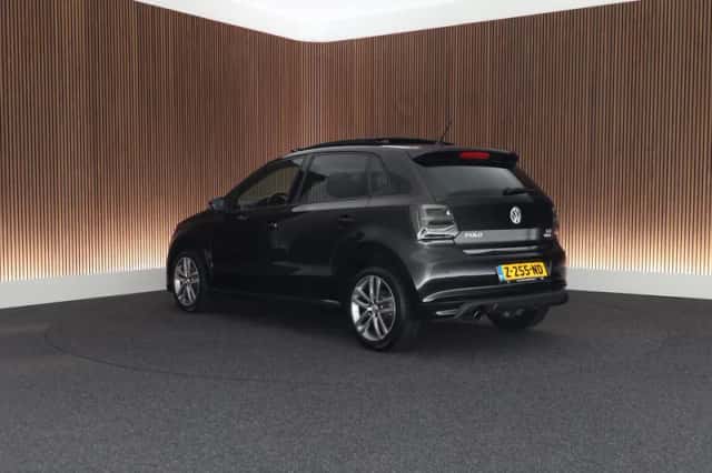 Volkswagen Polo (2017) thumbnail 6