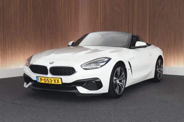BMW Z4 (2019) thumbnail 1