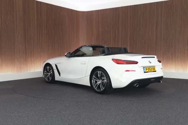 BMW Z4 (2019) thumbnail 5
