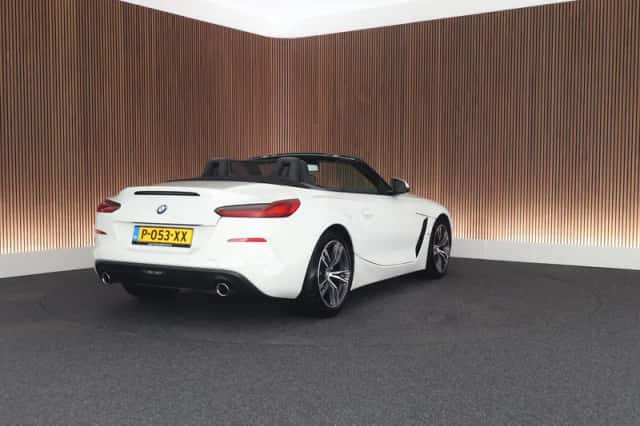 BMW Z4 (2019) thumbnail 6