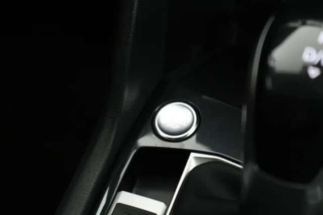 Volkswagen Tiguan (2023) thumbnail 6