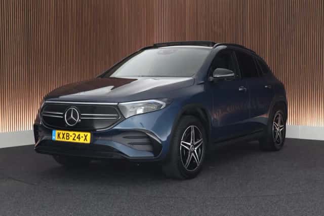 Mercedes-Benz EQA (2022) thumbnail 1
