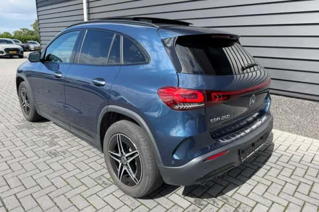 Mercedes-Benz EQA (2022) thumbnail 3