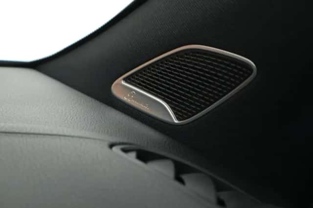 Mercedes-Benz EQA (2022) thumbnail 6