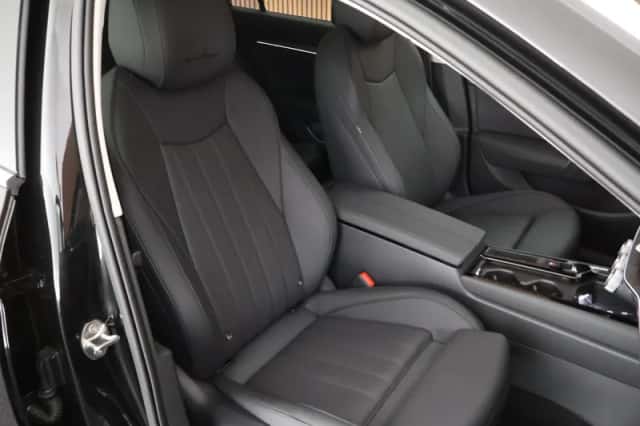 Škoda Superb (2025) thumbnail 2