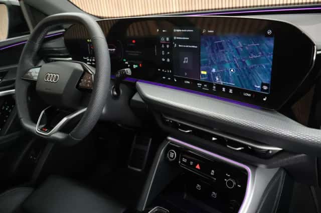 Audi Q5 (2025) thumbnail 3