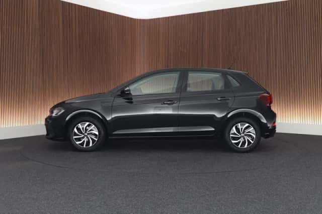 Volkswagen Polo (2022) thumbnail 5