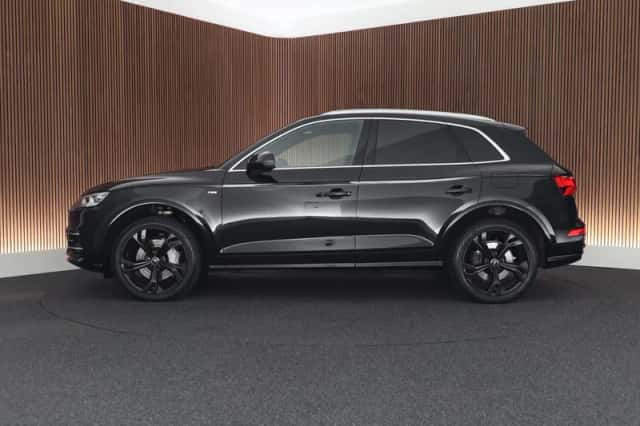 Audi Q5 (2021) thumbnail 6