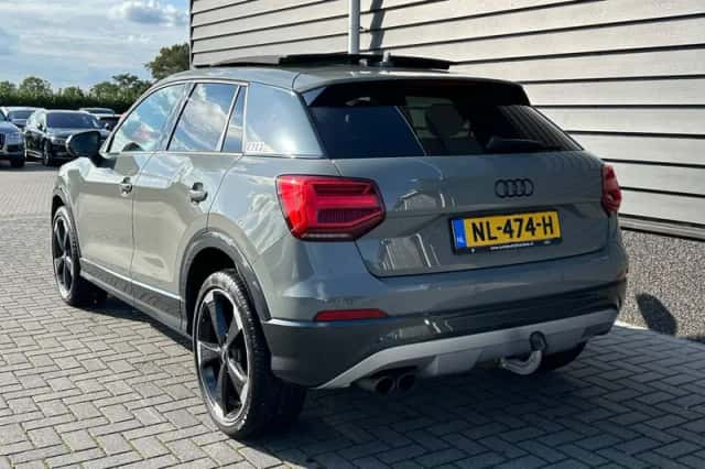 Audi Q2 (2017) thumbnail 2