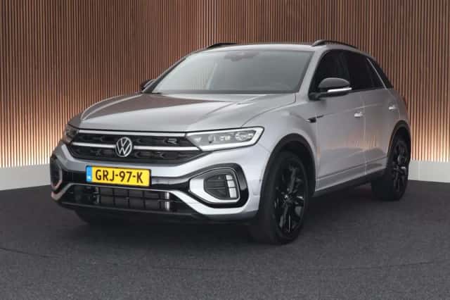 Volkswagen T-Roc (2023) thumbnail 1