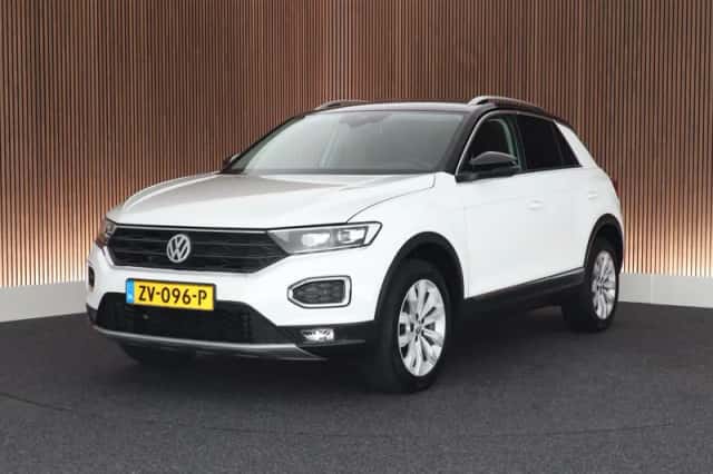Volkswagen T-Roc (2019) thumbnail 1